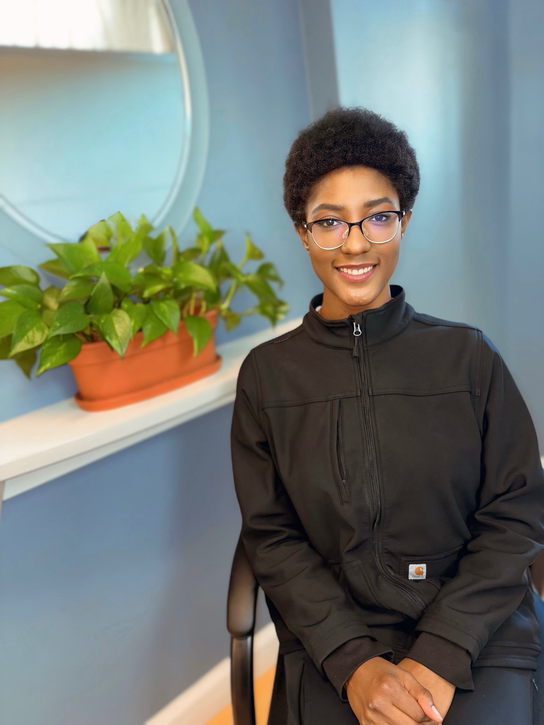 Chaunele - Team Member